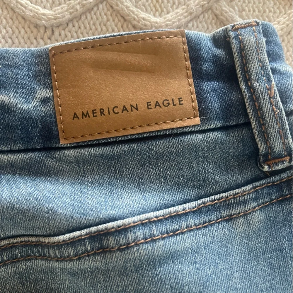 American Eagle Outfitters Denim Distressed Mini Skirt Women’s size 0 - Picture 6 of 12